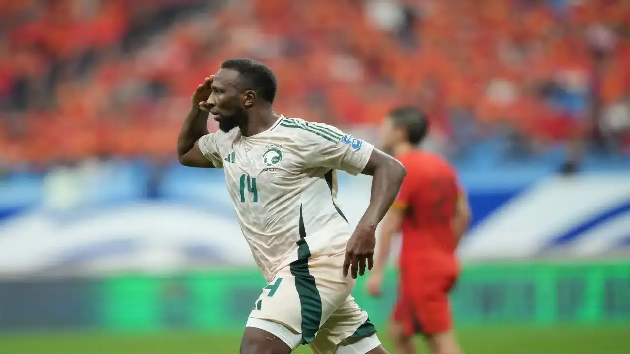 بعد 296 مباراة.. مالكوم ينهي صمود حسن كادش التاريخي في مواجهة حاسمة